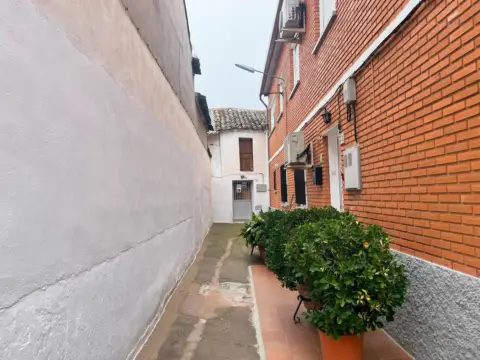 Casa en calle de la Iglesia, 24